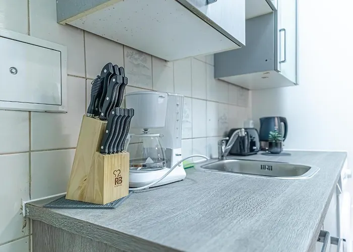 شقة Spacious 3 Adjacent Apartments, Very In *