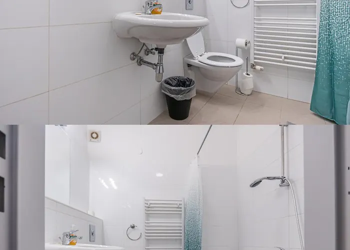 Spacious 3 Adjacent Apartments, Very In شقة